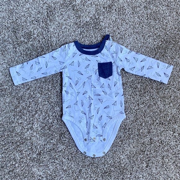 Lot of 6-9 month baby boy clothes - Picture 4 of 11